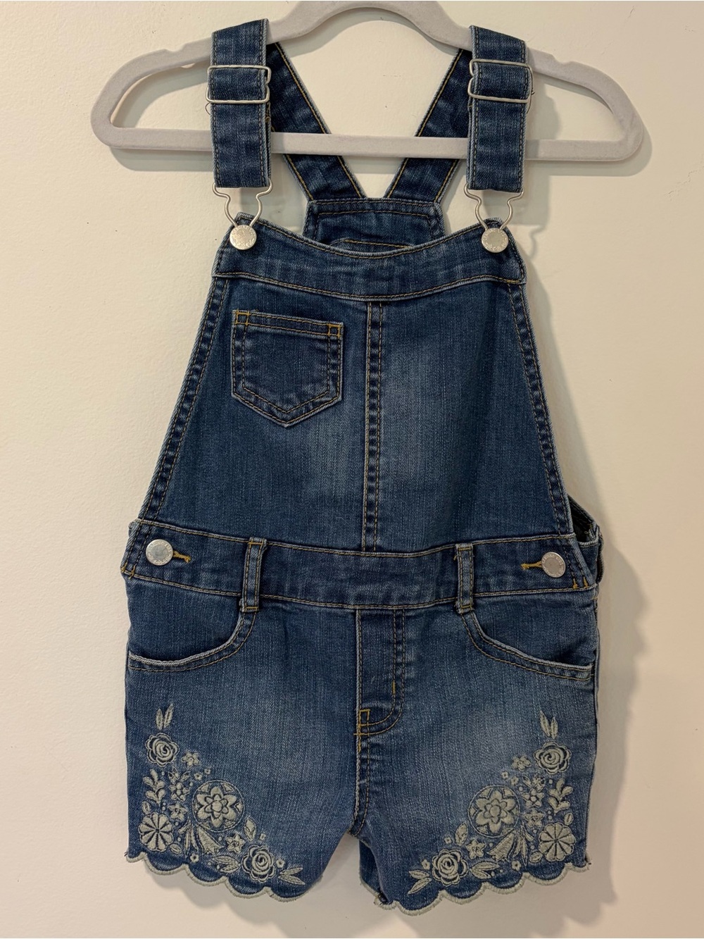 Genuine Kids OshKosh Girls 4T Denim Overalls Embroidered Scalloped Hem Blue